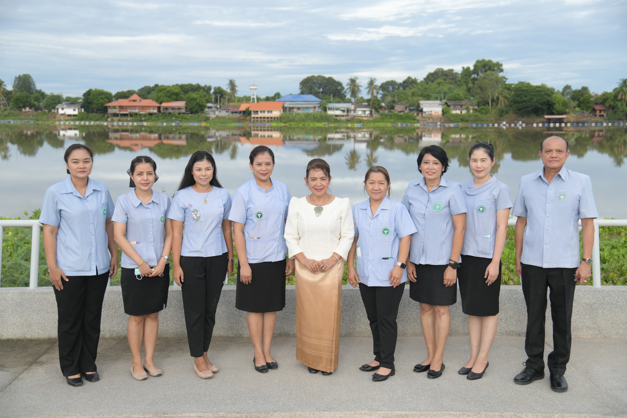 พิธีทำบุญตักบาตรข้าวสารอาหารแห้ง ถวายพระกุศลงานฉลองพระชนมายุ 8 รอบ 96 พรรษา สมเด็จพระอริยวงศาคตญาณ สมเด็จพระสังฆราช สกลมหาสังฆปริณายก