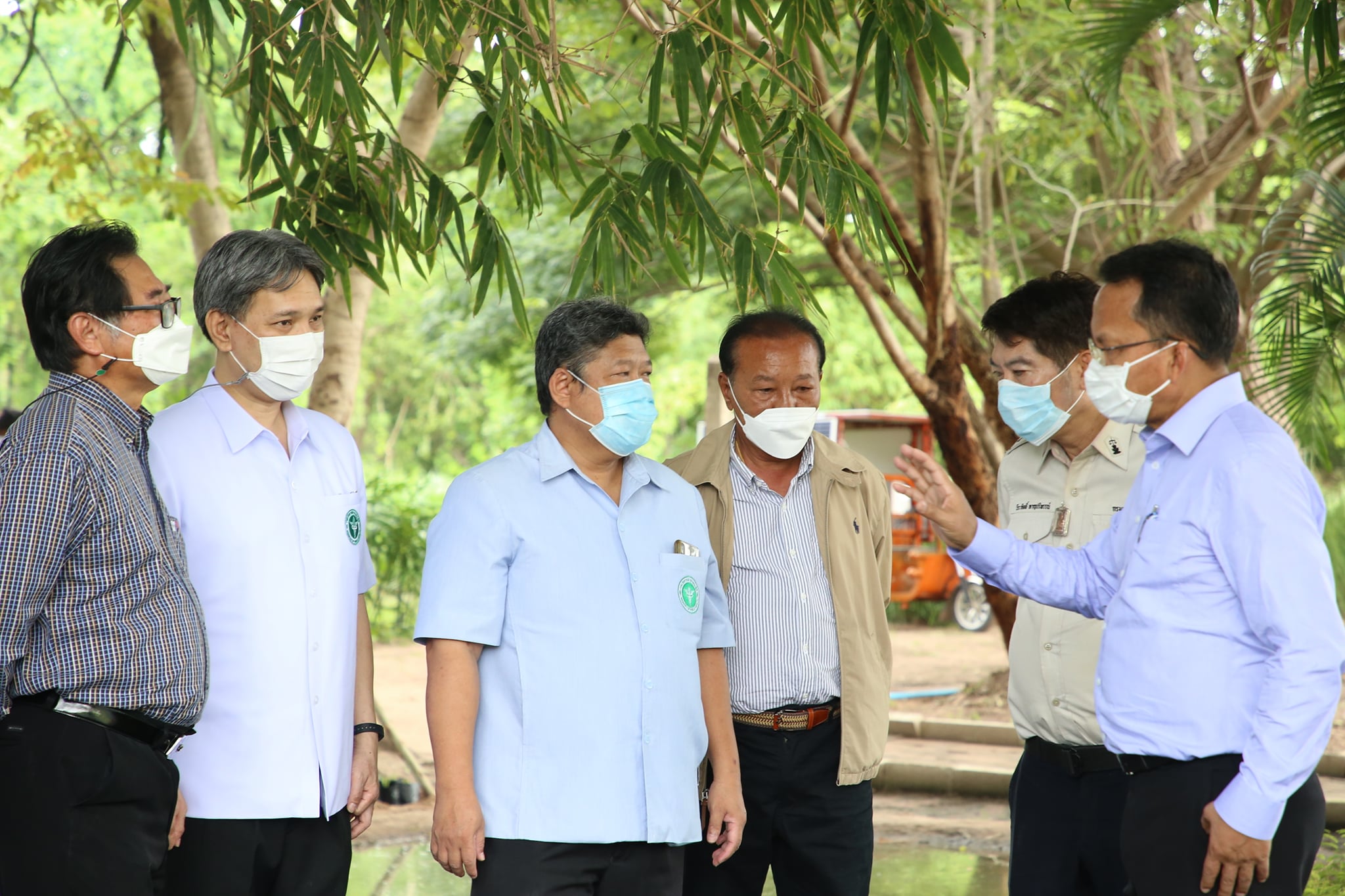 รมว.ยุติธรรม  ตรวจเยี่ยมเรือนจำชั่วคราว (เขาพลอง) จังหวัดชัยนาท เพื่อส่งเสริม การปลูกพืชสมุนไพรฟ้าทะลายโจรช่วยลดโควิด-19 ในเรือนจำ