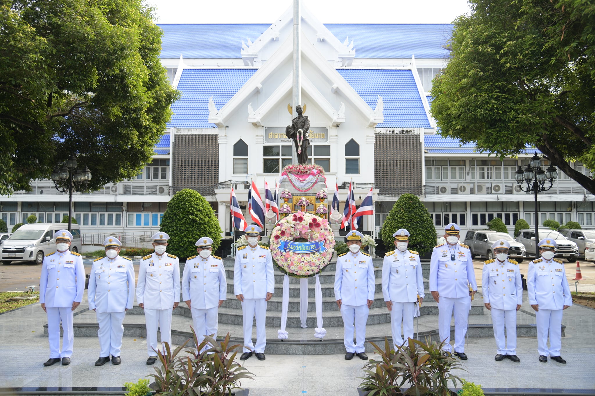 นพ.สสจ.ชัยนาท ร่วมวางพวงมาลาถวายราชสักการะพระบรมราชานุสาวรีย์ พระบาทสมเด็จพระจุลจอมเกล้าเจ้าอยู่หัวเนื่องในวันปิยะมหาราช