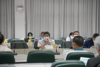 นพ.สสจ.ชัยนาท ร่วมการประชุมติดตามการดำเนินการป้องกัน ควบคุมและแก้ไข สถานการณ์การแพร่ระบาดของโรคติดเชื้อไวรัสโคโรนา 2019 (COVID-19)  ผ่านระบบ Video Conference