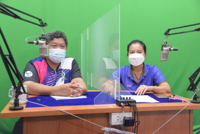 นพ.สสจ.ชัยนาท ร่วมจัดรายการ "ผู้ว่าราชการจังหวัดพบประชาชน" ประเด็น สถานการณ์การการระบาด  ของโรคติดเชื้อไวรัสโคโรนา 2019 (COVID-19)และแผนการให้วัคซีนแก่ประชาชนในจังหวัดชัยนาท