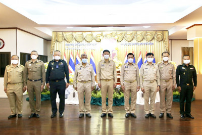 รอง นพ.สสจ.ชัยนาท ร่วมพิธีน้อมรำลึกในพระมหากรุณาธิคุณและเทิดพระเกียรติแด่พระบาทสมเด็จพระบรมชนกาธิเบศร  มหาภูมิพลอดุลยเดชมหาราช บรมนาถบพิตร เนื่องในวันมาตรฐานฝีมือแรงงานแห่งชาติ ประจำปี 2565