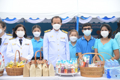 สธ.ชัยนาท ร่วมพิธีทำบุญตักบาตรเพื่อถวายเป็นพระราชกุศลแด่สมเด็จพระนางเจ้าสิริกิติ์ พระบรมราชินีนาถ พระบรมราชชนนีพันปีหลวง เนื่องในโอกาสมหามงคลเฉลิมพระชนมพรรษา 90 พรรษา 12 สิงหาคม 2565