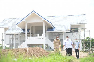 นพ.สสจ.ชัยนาท ลงพื้นที่ติดตามความก้าวหน้าการก่อสร้าง รพ.สต.บางขุด และอาคารลิฟท์ รพ.สรรคบุรี