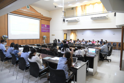 นพ.สสจ.ชัยนาท เป็นประธานการประชุมการบริหารจัดการวัคซีนป้องกันโรค Covid-19